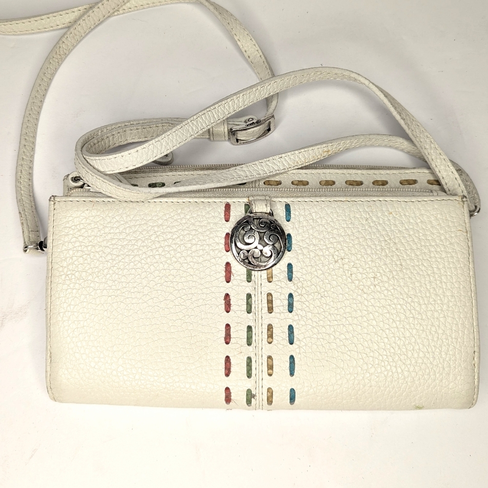 Brighton White Pebble Leather Crossbody Wallet w Colored Stitching Detail